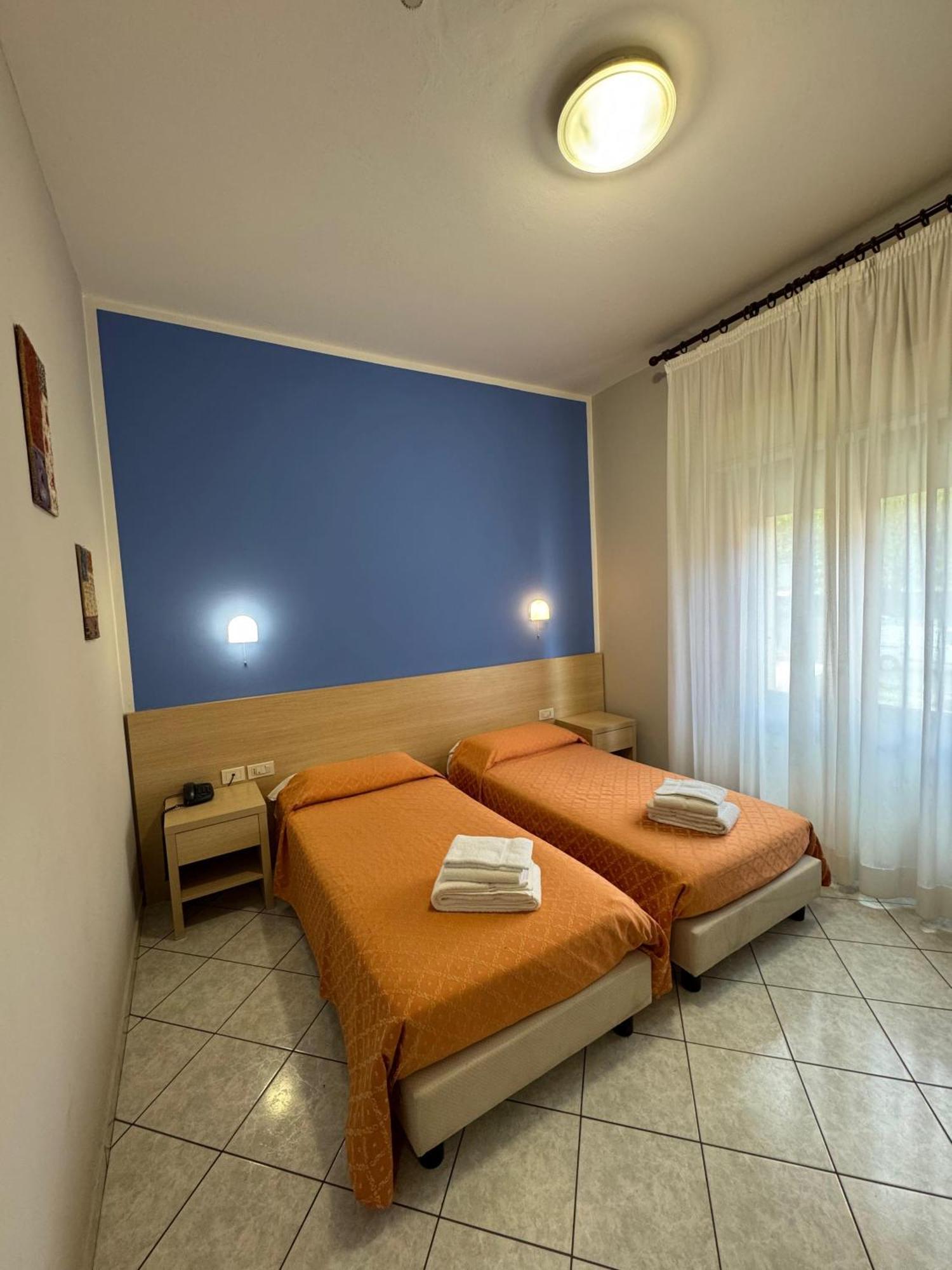 Albergo La Posta Arezzo Badia Al Pino Exterior foto