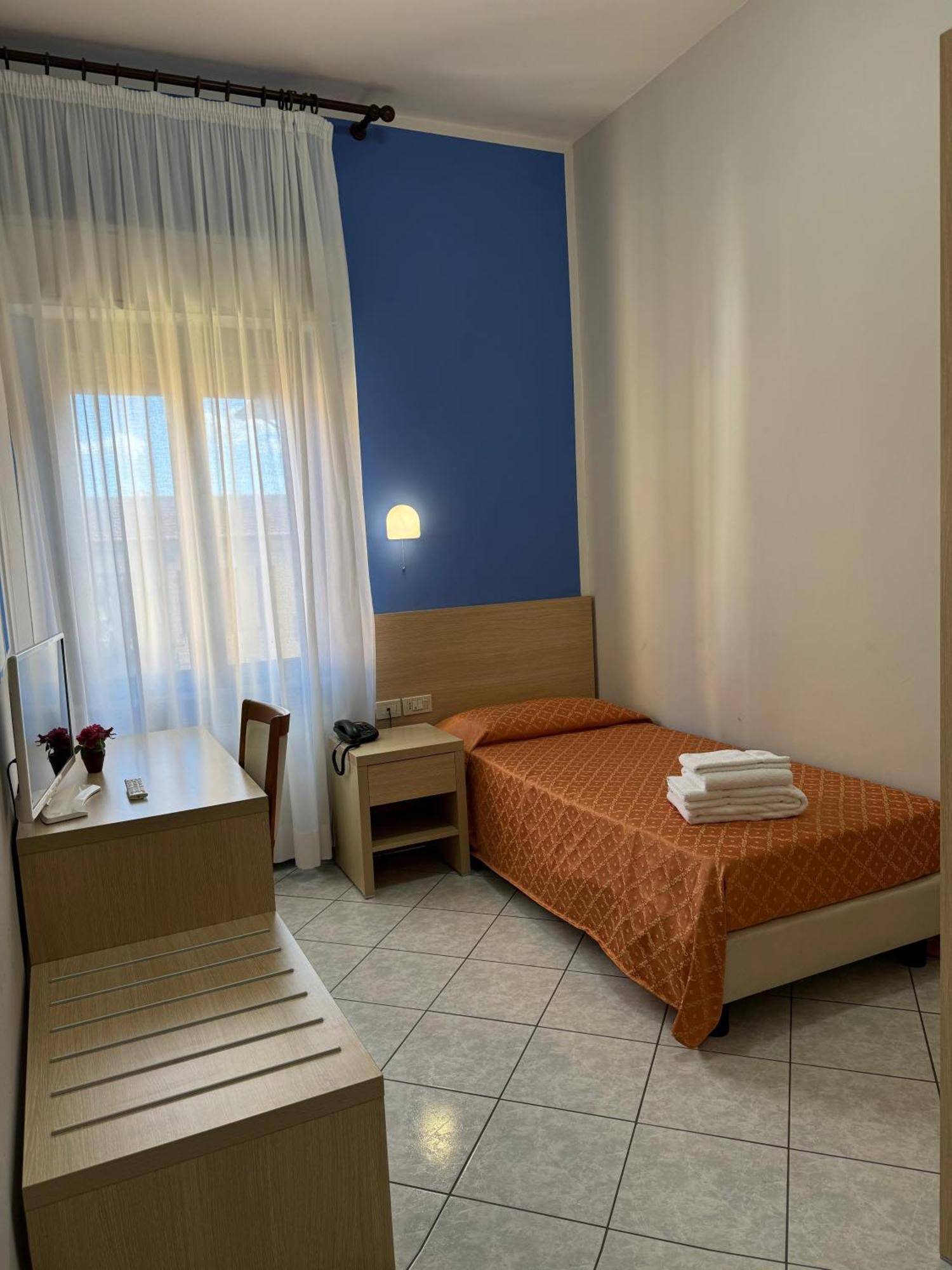 Albergo La Posta Arezzo Badia Al Pino Exterior foto