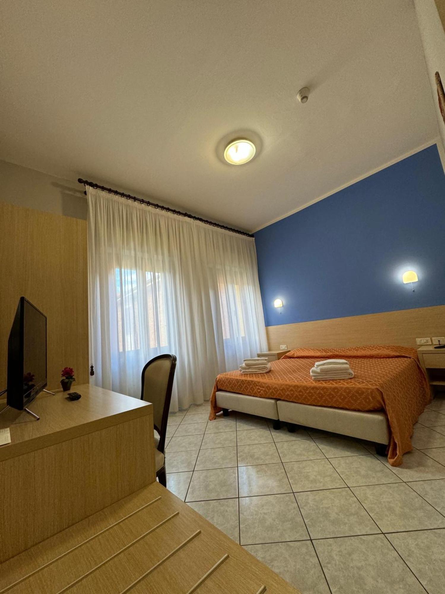 Albergo La Posta Arezzo Badia Al Pino Exterior foto