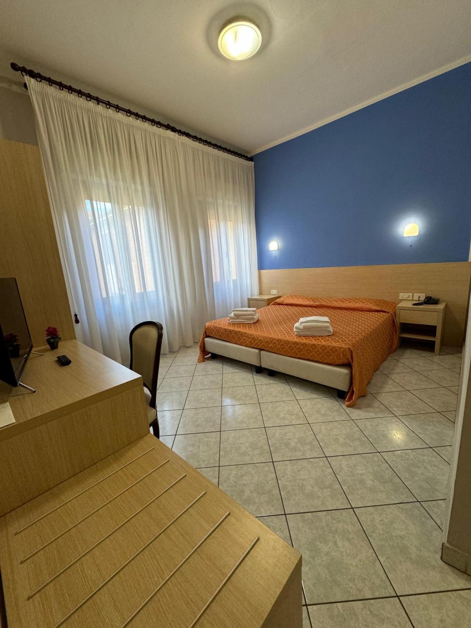 Albergo La Posta Arezzo Badia Al Pino Exterior foto