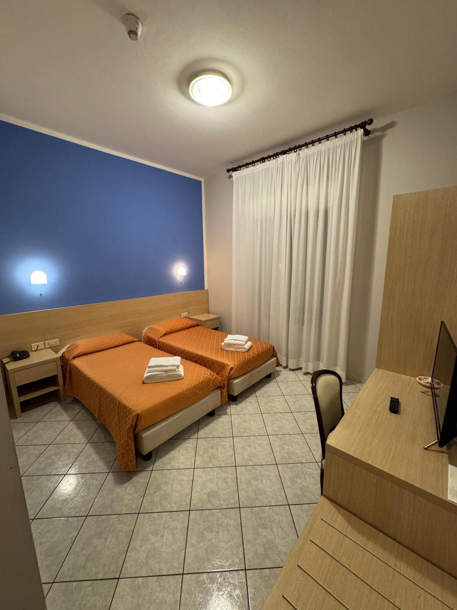 Albergo La Posta Arezzo Badia Al Pino Exterior foto